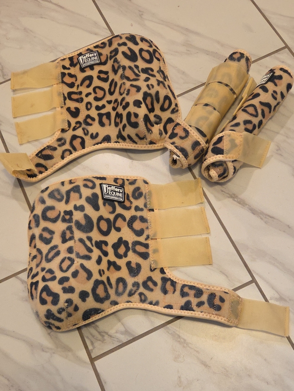 Set Of 4 Leopard Print Equine Sports Boots Leg Wraps Barrel Racing Rodeo
